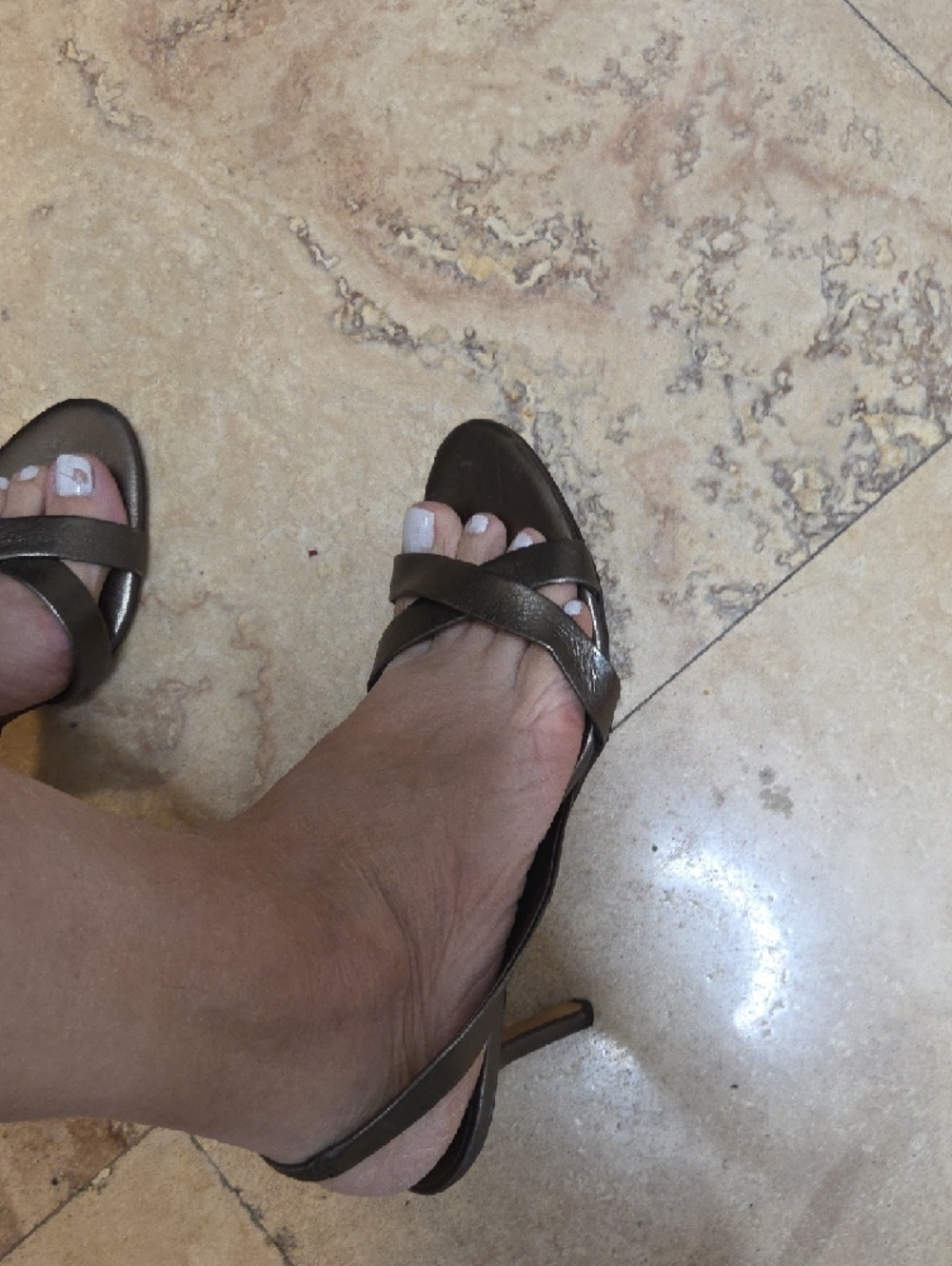 Vera Wang Metallic Slingback Heels Bronze/Silver Size 40 (US 9) 3” Heel”